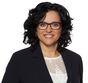 Photo de Sylvie Guay, Associée principale en gestion de patrimoine, membre de l'équipe expert.