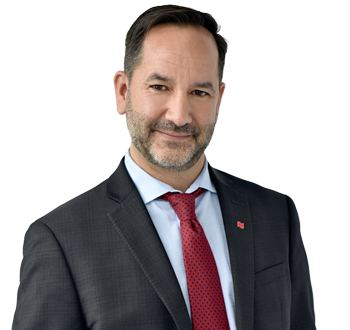 Photo de Éric Arpin, Conseiller en gestion de patrimoine, membre de l'équipe expert.