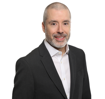 Photo de Simon Cossette, Analyste en placement, membre de l'équipe expert.