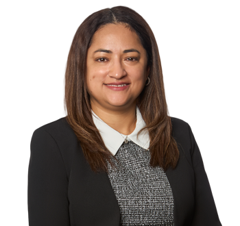 Photo de Karla De Paz, Associée en gestion de patrimoine, membre de l'équipe expert.