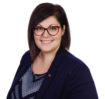Photo de Stéphanie Savard, Adjointe, membre de l'équipe expert.