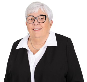 Photo de France Michaud, Associée en gestion de patrimoine, membre de l'équipe expert.
