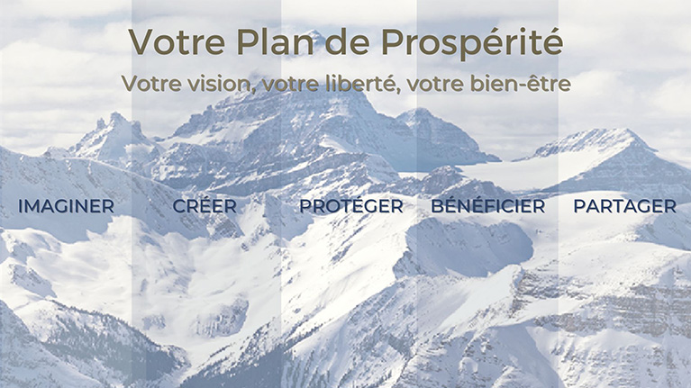 Paysage de montagnes enneigées avec du texte