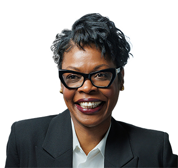 Photo de Anita Tshiany, adjointe , membre de l'équipe expert.